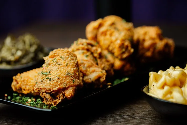 Fried chicken wings